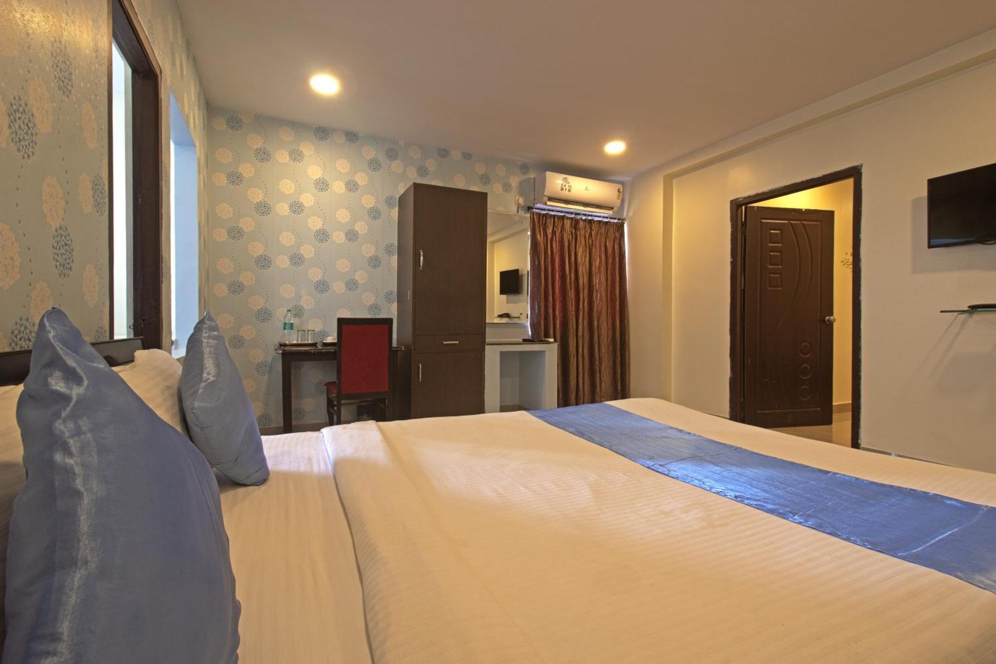 Hotel Ns Royal Emirates With 3Hr Early Check In Χιντεραμπάντ Εξωτερικό φωτογραφία